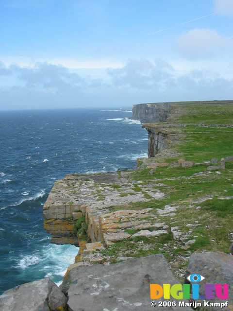 19130 Cliffs at Dun Aonghasa